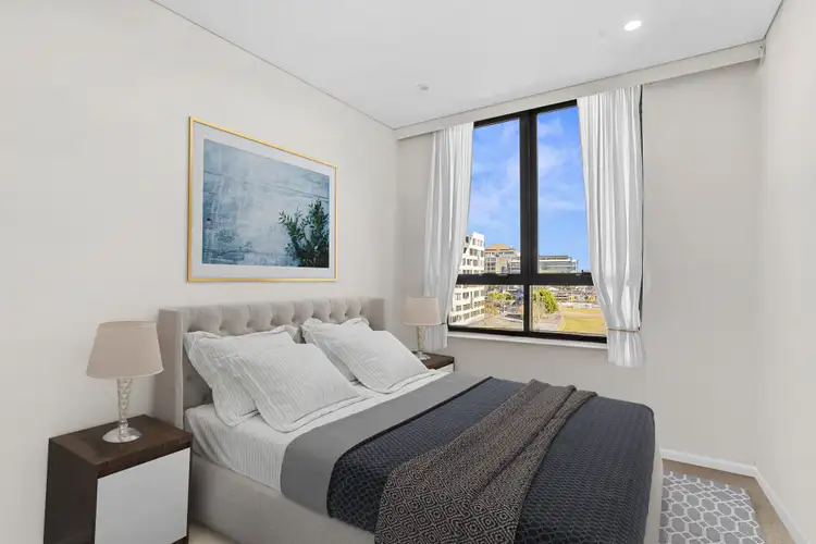 518/26A Lord Sheffield Circuit, Penrith NSW 2750