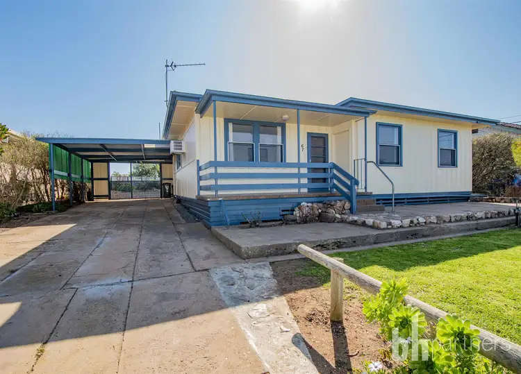 67 Crawford Crescent