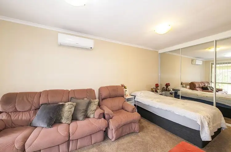 Fifth view of Homely house listing, 40 Vivaldi Crescent, Claremont Meadows NSW 2747