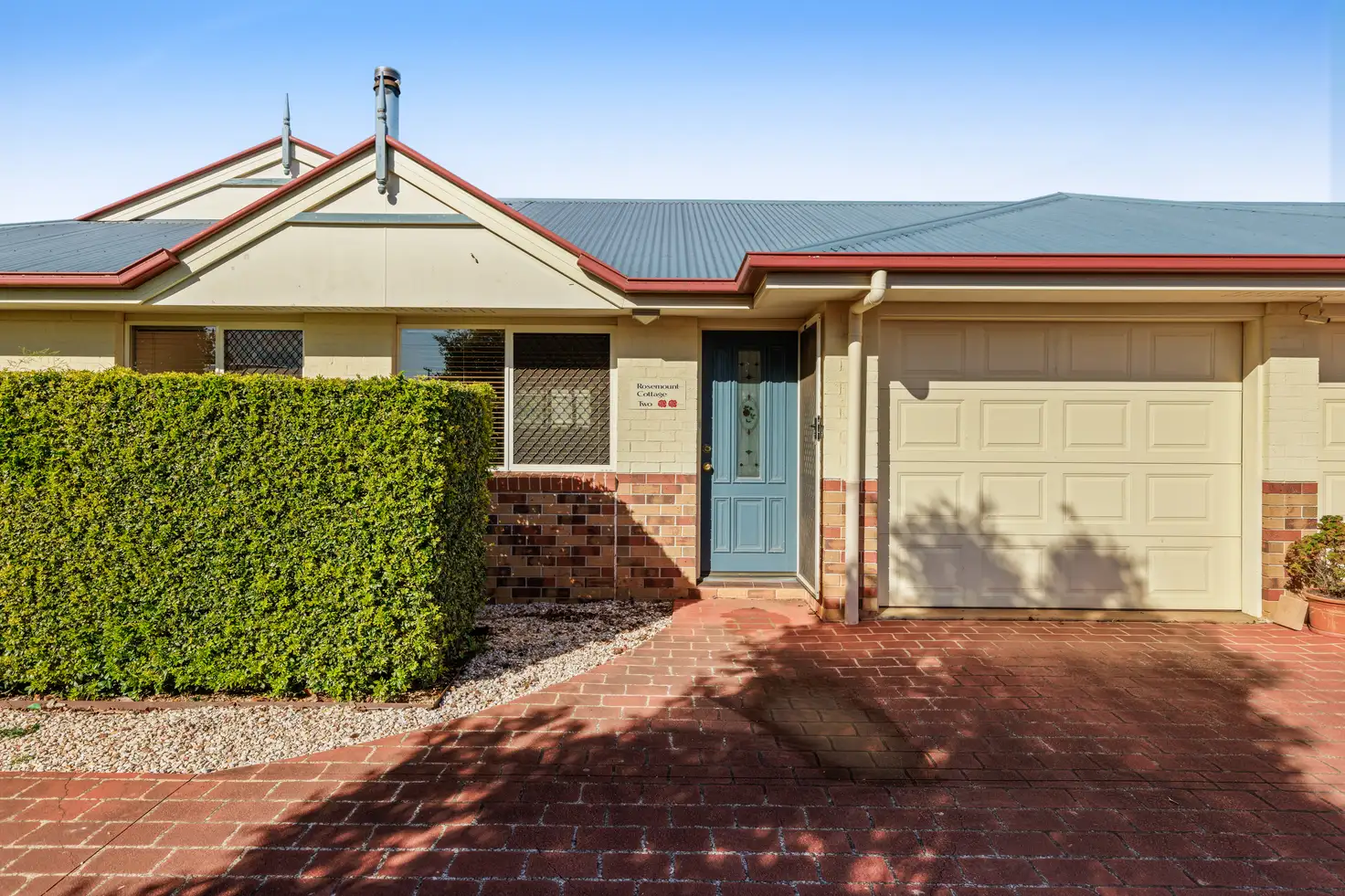 Main view of Homely unit listing, 2/2b Llewellyn Street, Centenary Heights QLD 4350