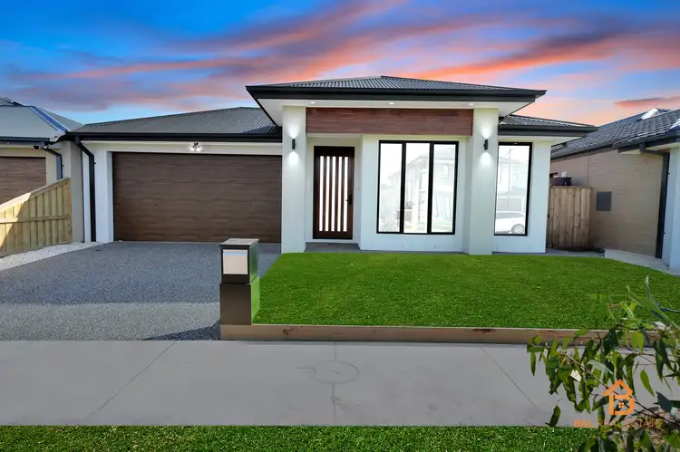 24 Wensleydale Drive, Rockbank VIC 3335