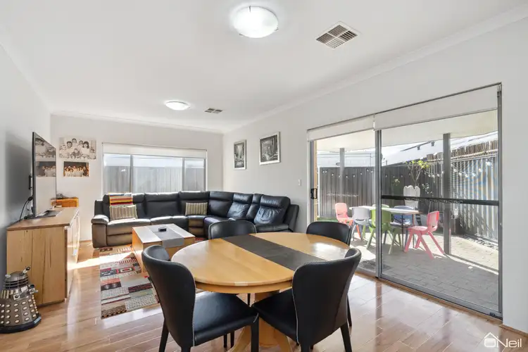 Fourth view of Homely house listing, 5 Beetzee Way, Champion Lakes WA 6111