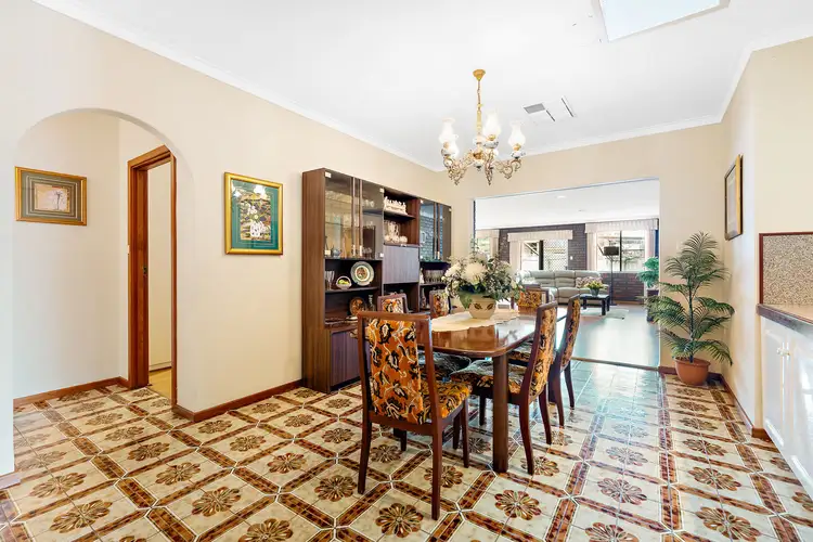 Fifth view of Homely house listing, 2 Steinbeck Place, Spearwood WA 6163