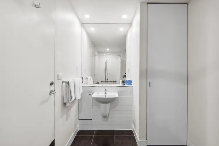 Seventh view of Homely studio listing, 28/206 - 4/18 Ferguson Street, Williamstown VIC 3016