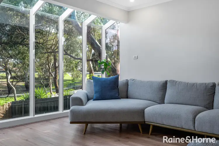 Sixth view of Homely house listing, 6 Manfred Court, Sunbury VIC 3429