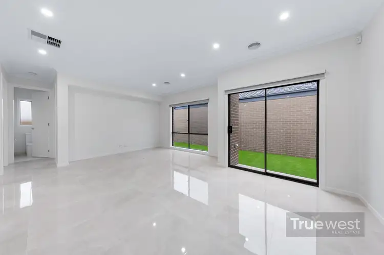 Fifth view of Homely house listing, 91 Paskas Drive, Fraser Rise VIC 3336