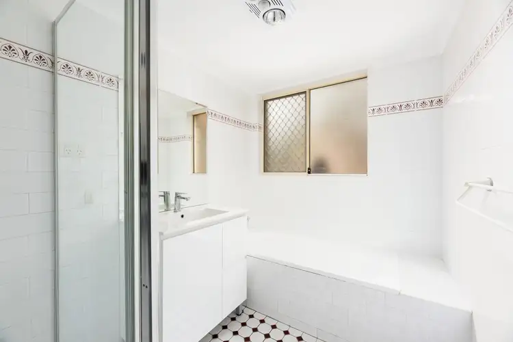 Seventh view of Homely apartment listing, 4/58-64 Talara Road, Gymea NSW 2227
