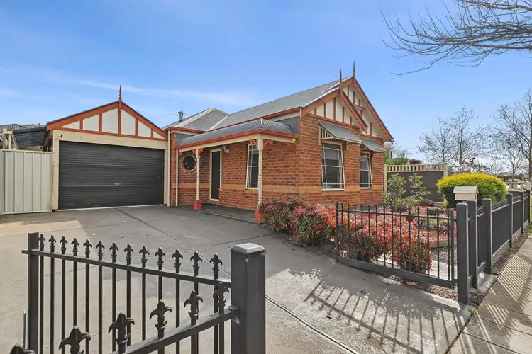 9 Kapalua Place, Craigieburn VIC 3064