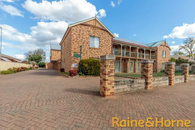 Main view of Homely unit listing, 11/77 Bultje Street, Dubbo NSW 2830