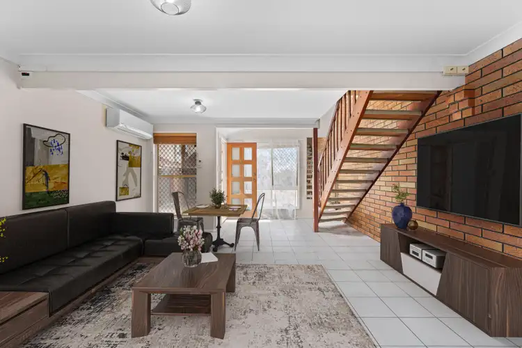 Second view of Homely unit listing, 4/6 Peverell Street, Hillcrest QLD 4118