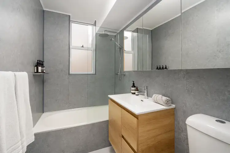 Sixth view of Homely apartment listing, 2/95 Shirley Road, Wollstonecraft NSW 2065