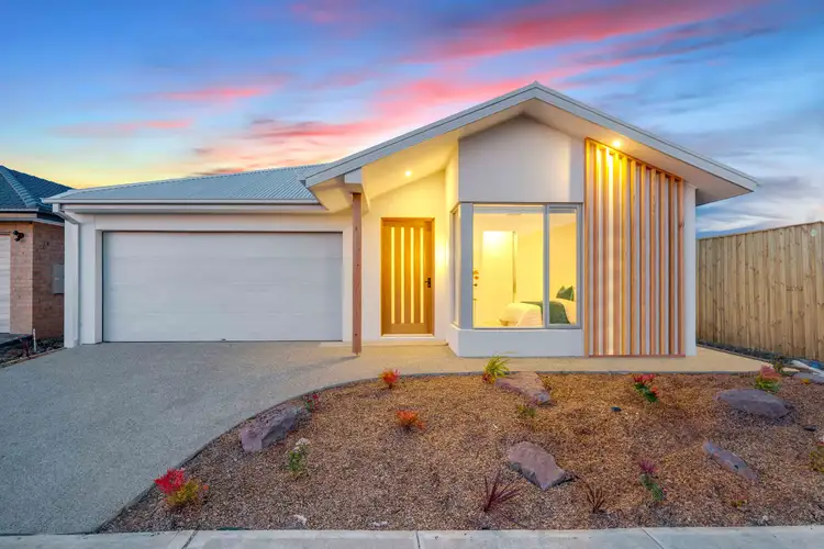 60 Shanti Circuit, Werribee VIC 3030