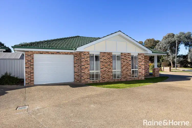 1/58 Cutler Avenue, Kooringal NSW 2650