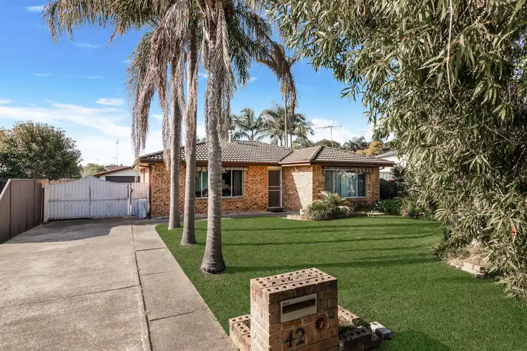 42 Francis Greenway Avenue, St Clair NSW 2759