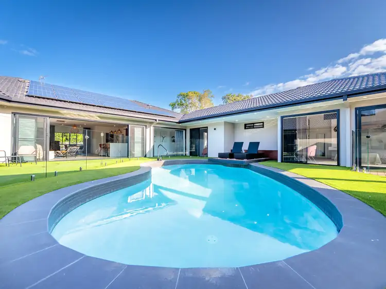 2 Kirralee Drive, Robina QLD 4226