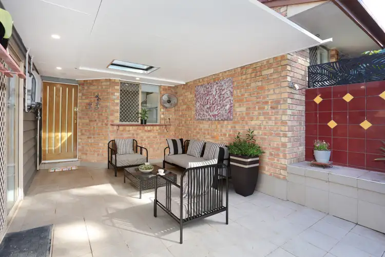 Fourth view of Homely townhouse listing, 2/8 Kilpatrick Court, Highland Park QLD 4211