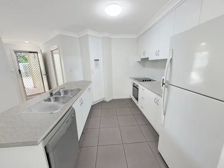 Seventh view of Homely unit listing, 2/97 Talford Street, Allenstown QLD 4700