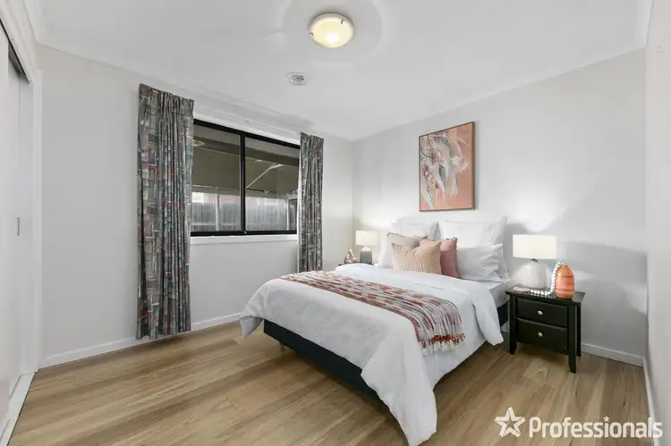 Fifth view of Homely house listing, 4 Trident Close, Keilor Downs VIC 3038