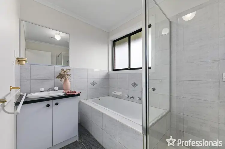 Seventh view of Homely house listing, 4 Trident Close, Keilor Downs VIC 3038