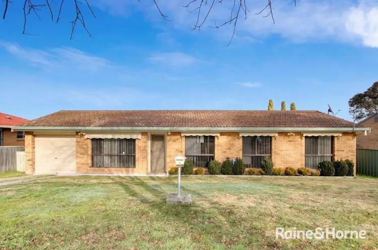 6 Glass Street, Armidale NSW 2350