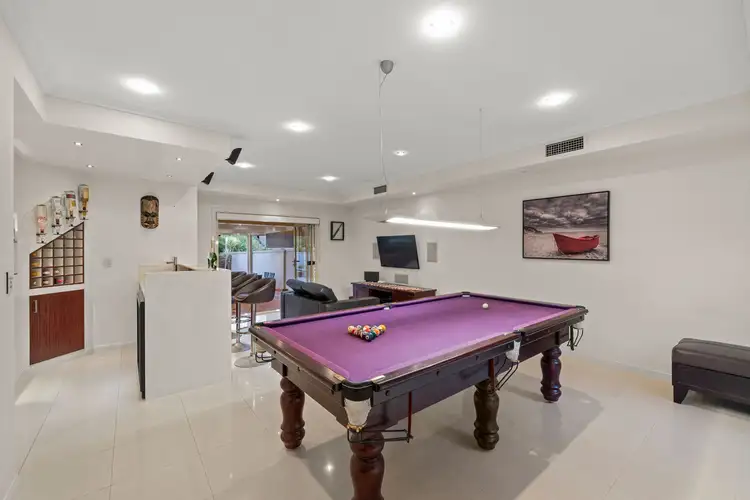 6 Somerset Close, Forest Lake QLD 4078
