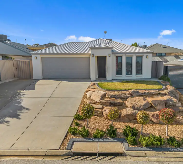 23 Chelmsford Street, Craigmore SA 5114