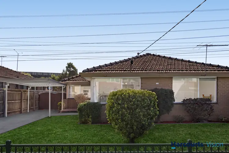 104 Sterling Drive, Keilor East VIC 3033