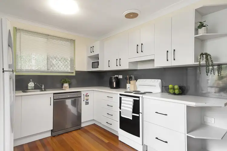 25 Livermore St, Wandal QLD 4700