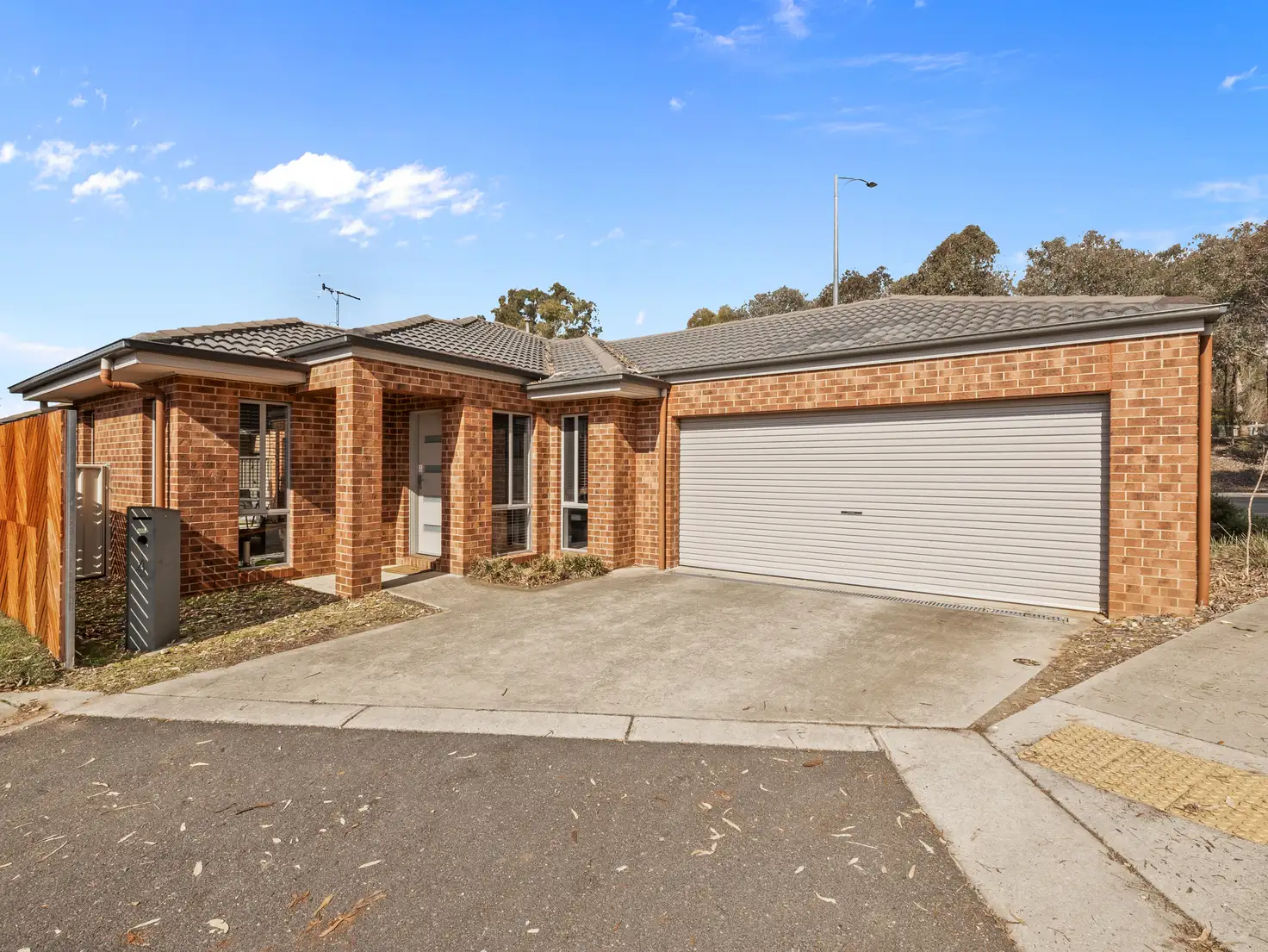 Main view of Homely house listing, 4 Macleay Court, West Wodonga VIC 3690