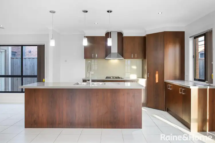 Fifth view of Homely house listing, 2 Bandicoot Loop, Tarneit VIC 3029