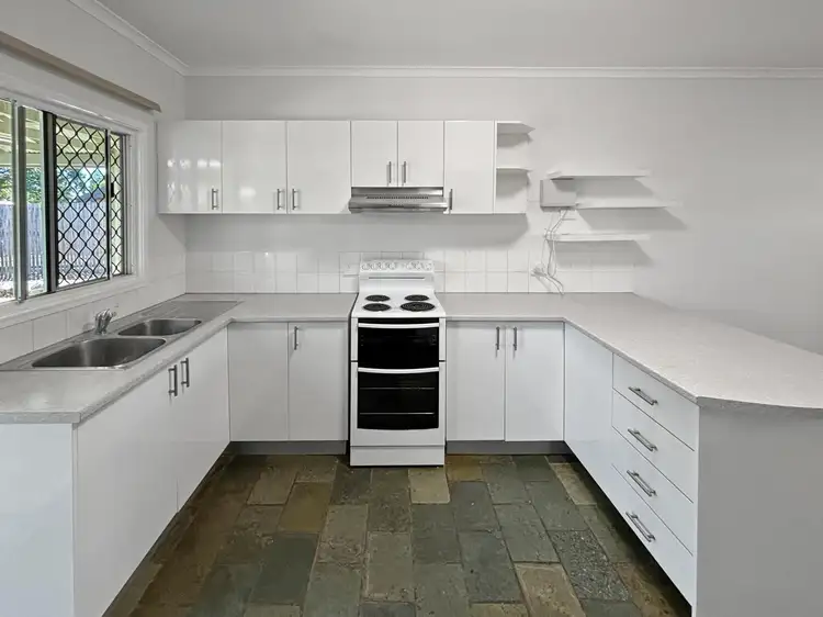 Second view of Homely townhouse listing, 5/14 Springfield Crescent, Manoora QLD 4870