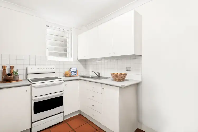 Fourth view of Homely apartment listing, 5/4 Cross Street, Bronte NSW 2024