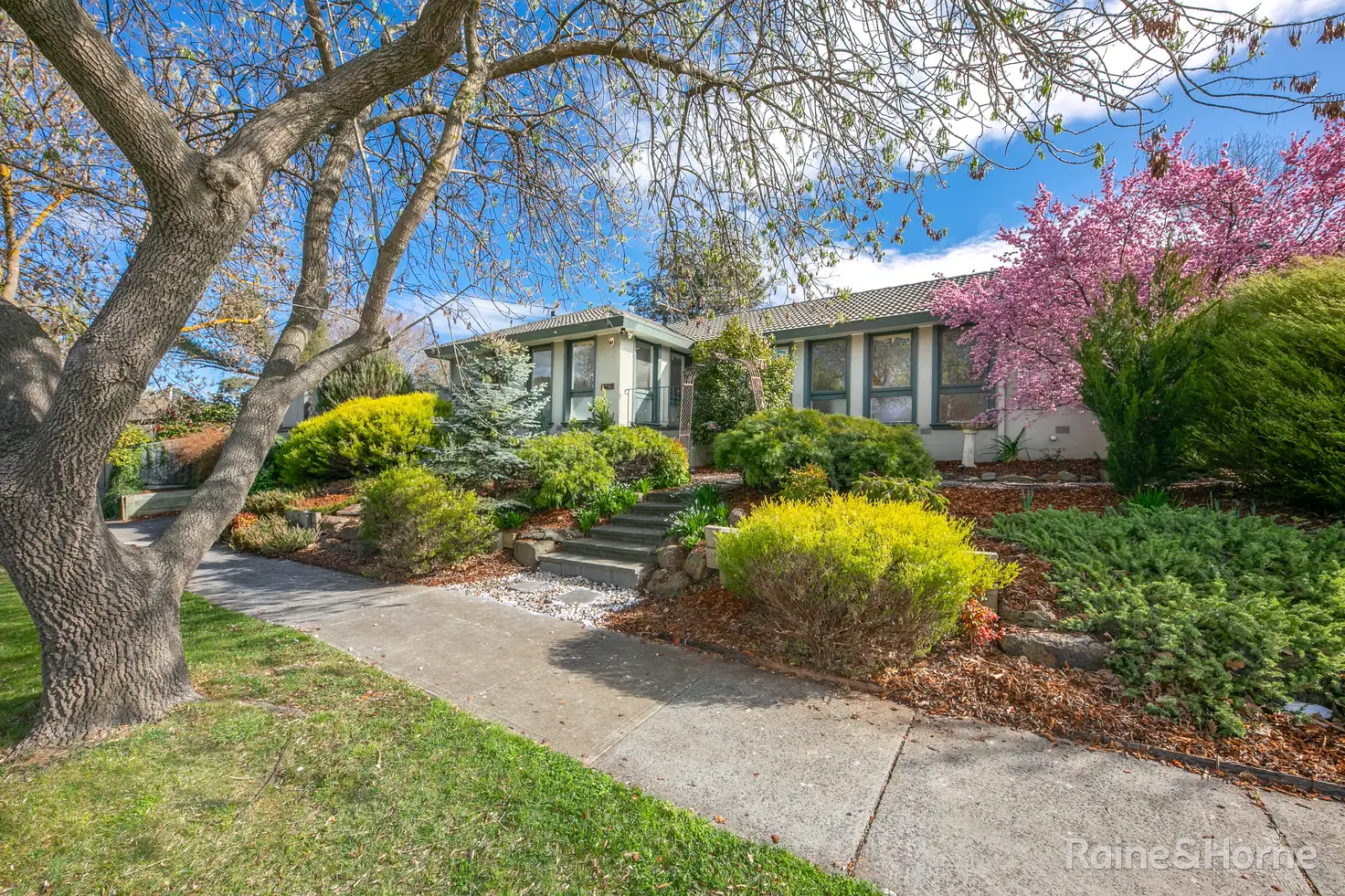 Main view of Homely house listing, 1 Ruthven Street, Sunbury VIC 3429