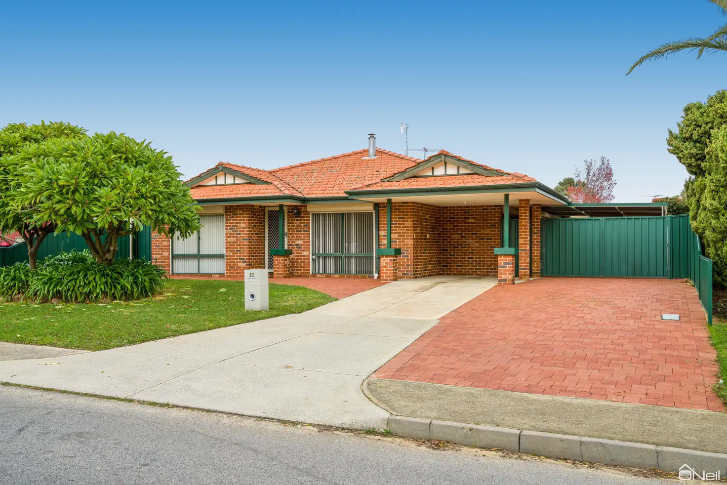 Main view of Homely house listing, 52 Chisholm Circle, Seville Grove WA 6112