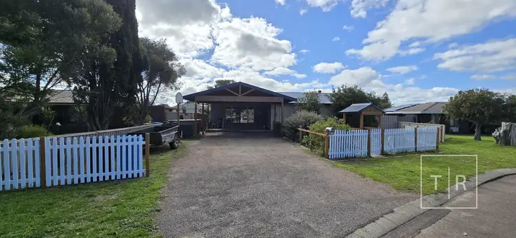 11 Treasure Road, Sinclair WA 6450