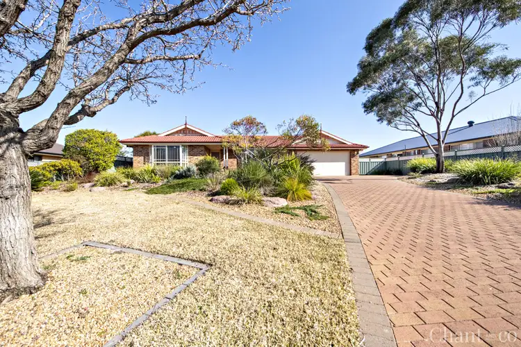 39 Pebble Beach Drive, Dubbo NSW 2830