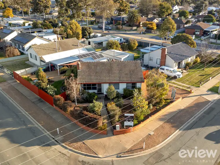 4 Cameron Avenue