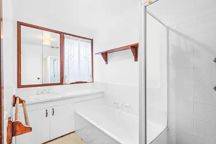 Sixth view of Homely house listing, 7 Craigmore Place, Melton West VIC 3337