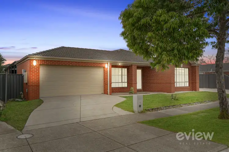 13 Clarence Street, Manor Lakes VIC 3024