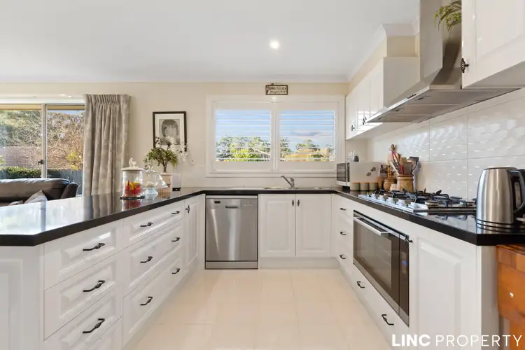 Fourth view of Homely house listing, 3 Maxim Court, Drouin VIC 3818