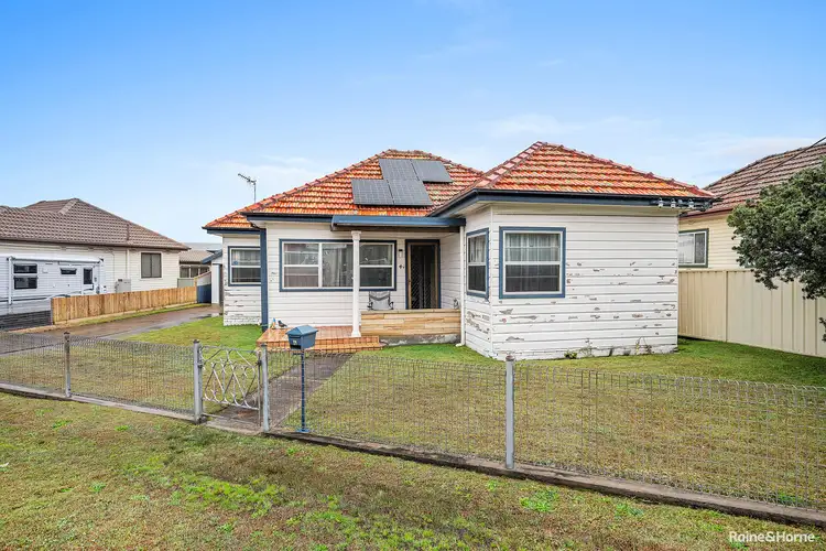 4 York Crescent, Belmont North NSW 2280