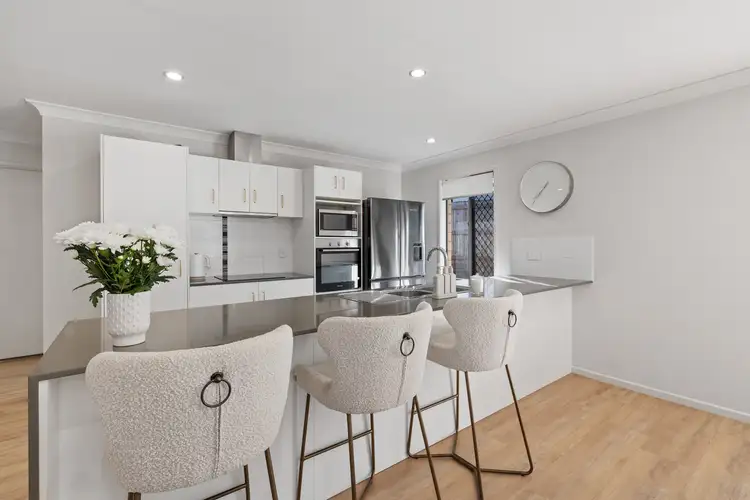 Fourth view of Homely house listing, 2/2 Leah Court, Wellington Point QLD 4160