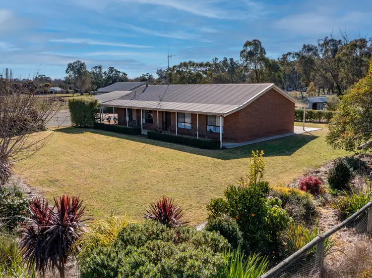 43 Meakins Avenue, Violet Town VIC 3669