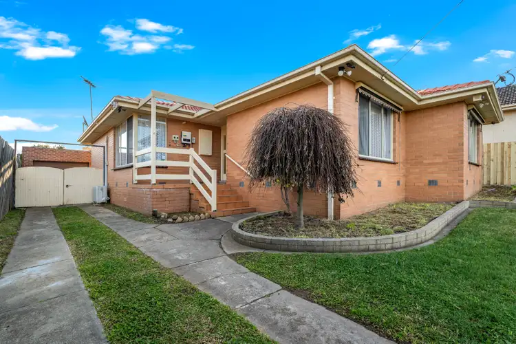 15 Plumpton Avenue, Craigieburn VIC 3064