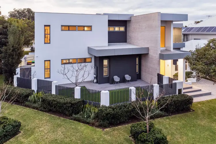14 Coogee Road, Mount Pleasant WA 6153