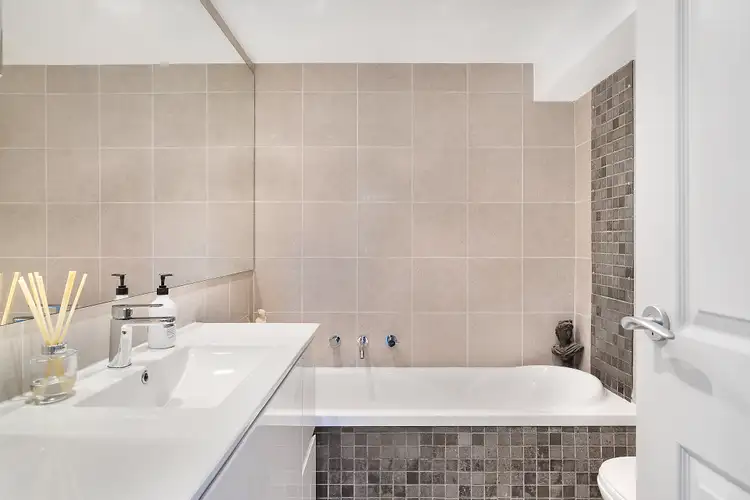 Fifth view of Homely apartment listing, 5/1 Hampden Avenue, Cremorne NSW 2090