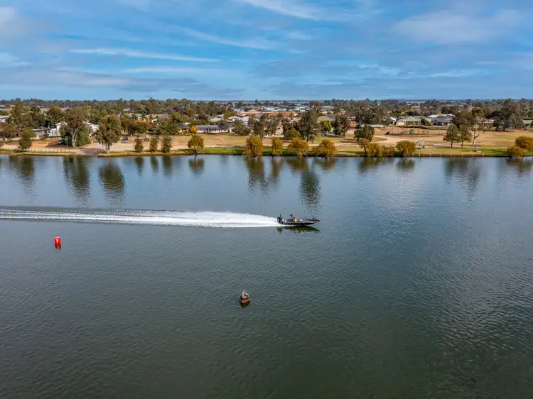 22 Linthorpe Drive, Yarrawonga VIC 3730