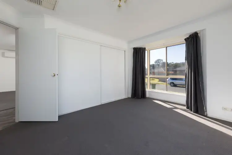 Fourth view of Homely house listing, 5 Pickering Place, Wodonga VIC 3690