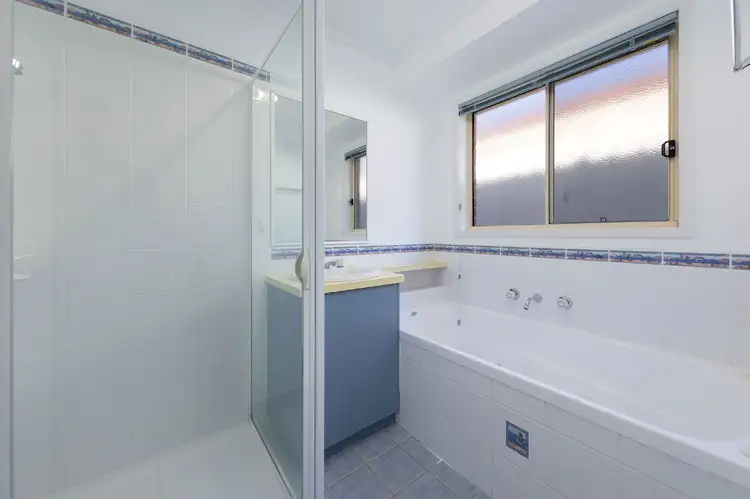Sixth view of Homely house listing, 5 Pickering Place, Wodonga VIC 3690