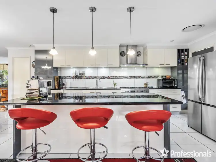 23 Silverleigh Court, Woodhill QLD 4285
